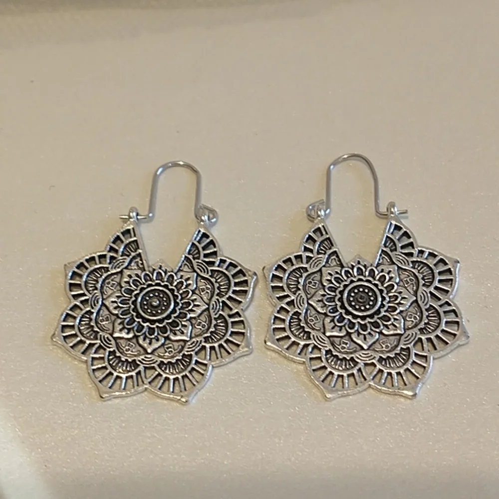 Boho Silver Mandala Earrings! - Picture 6 of 6